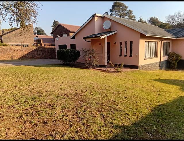 3 BEDROOM HOUSE FOR SALE IN BIRCH ACRES